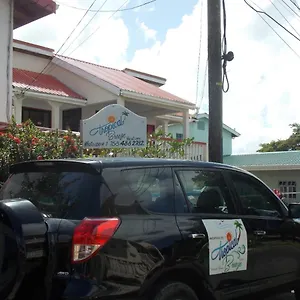 ** Guest house Tropical Breeze Vacation And Saint Lucia